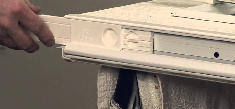 aluminum storefront door repair Oakville