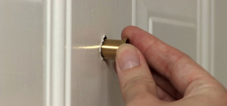 peephole door repair in Bronte